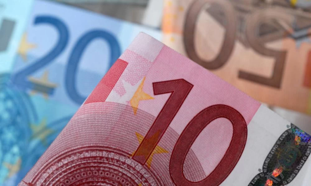 Lockdown: Τι θα γίνει με ηλεκτρονικές αποδείξεις, προκαταβολή φόρου εισοδήματος και χρέη πανδημίας